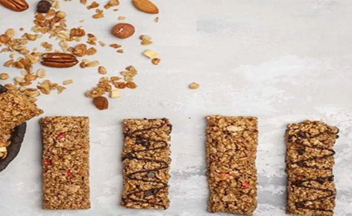 HEALTHY PROTEIN BARS (With Whey Protein)